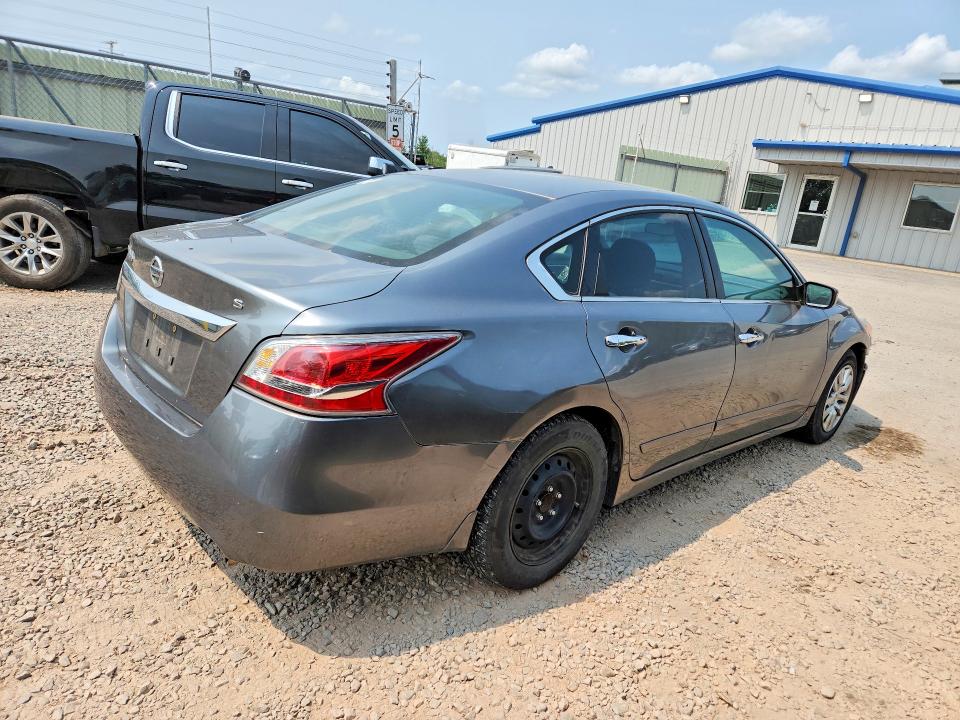 Photo 3 from auction – 2015 NISSAN ALTIMA with VIN 1N4AL3AP2FC297813