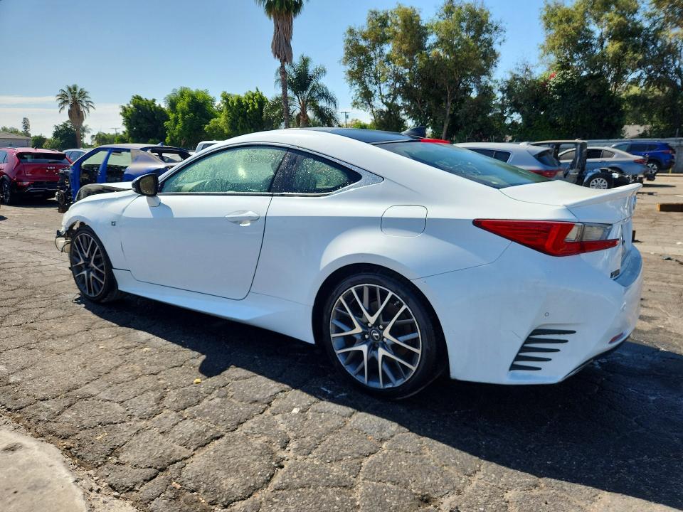 صورة رقم 2 من المزاد - 2016 LEXUS RC مع VIN JTHHA5BC4G5001801