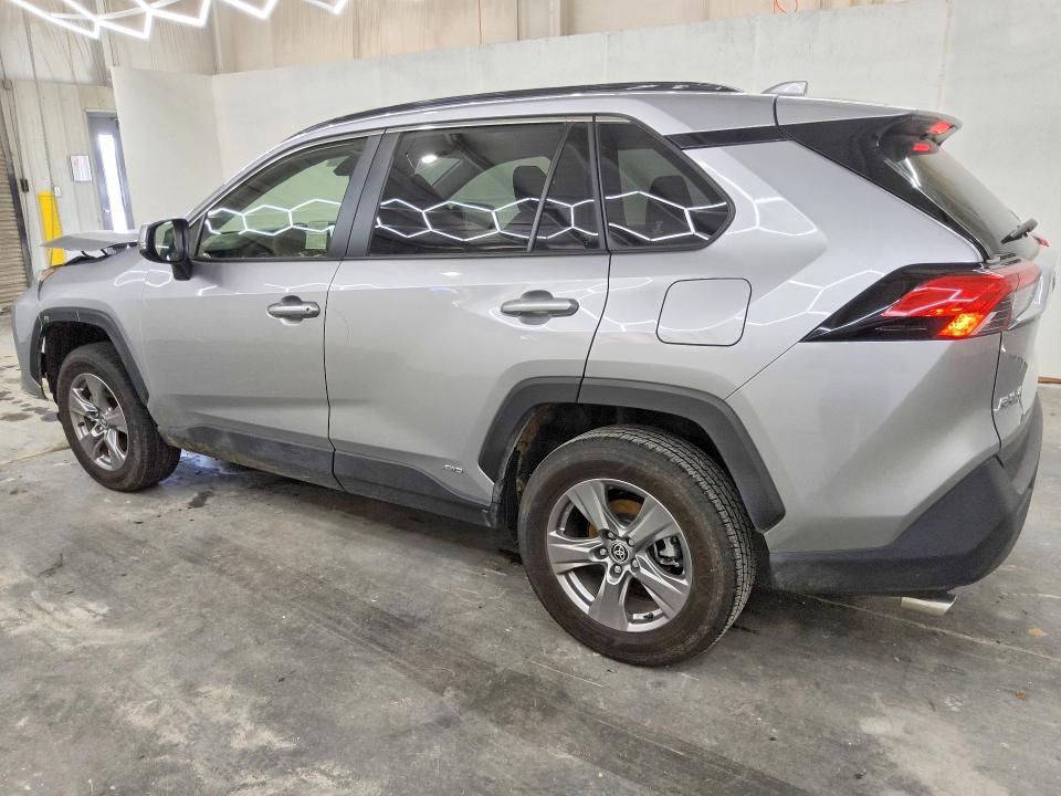 Photo 2 from auction – 2025 TOYOTA RAV4 with VIN JTMMWRFV4SD318996
