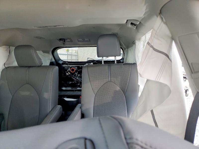 Photo 10 from auction – 2021 TOYOTA HIGHLANDER with VIN 5TDYZRAH4MS532730
