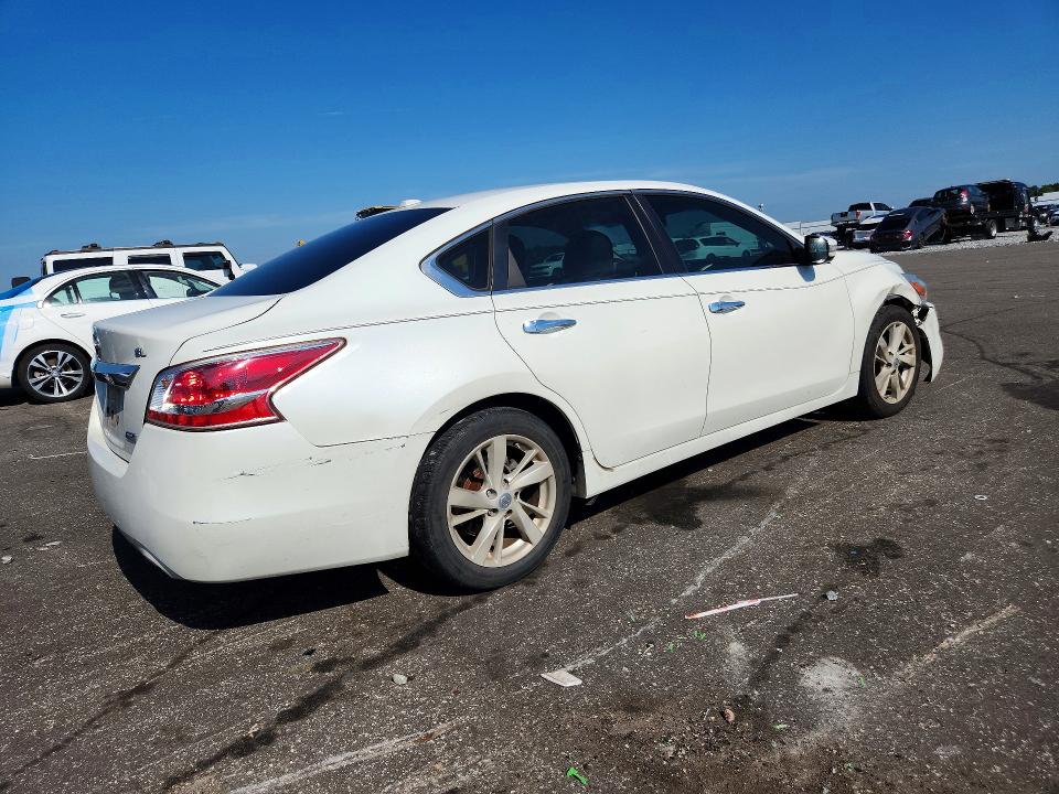 Photo 3 from auction – 2013 NISSAN ALTIMA with VIN 1N4AL3APXDN466428