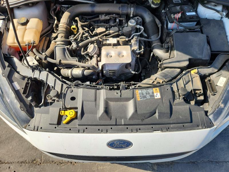 Photo 11 from auction – 2016 FORD FOCUS with VIN 1FADP3FE1GL378943