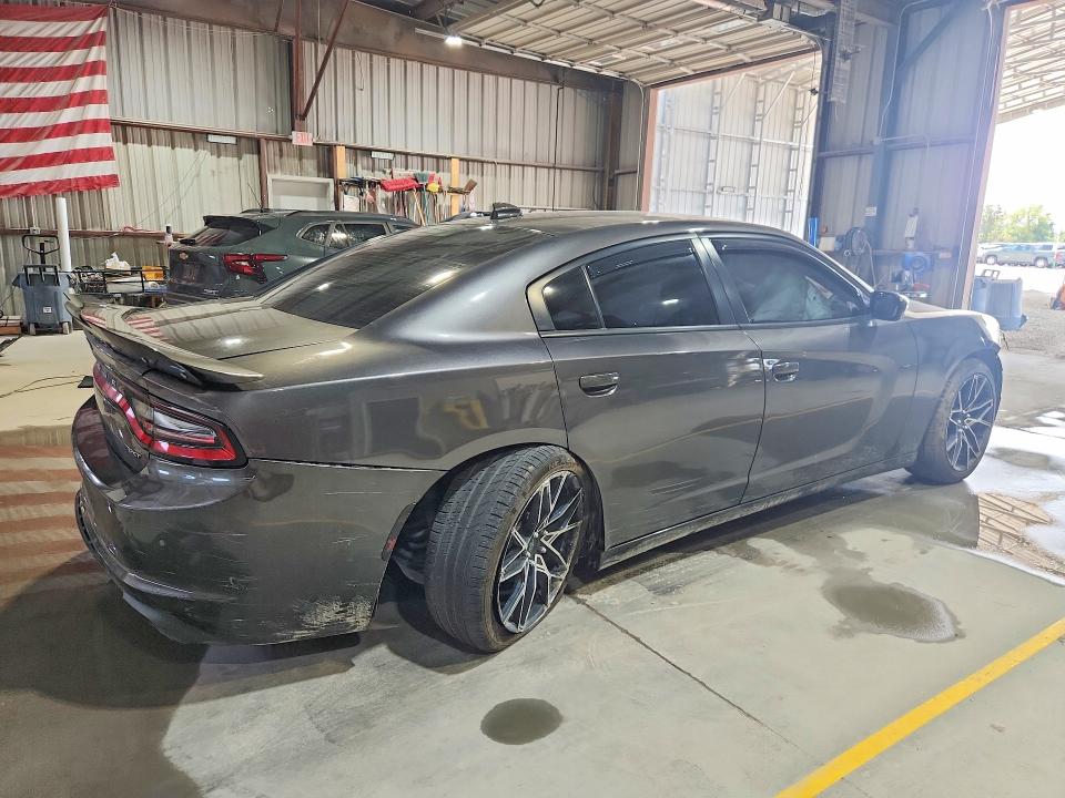Foto 3 de la subasta – 2017 DODGE CHARGER con VIN 2C3CDXHG8HH630338