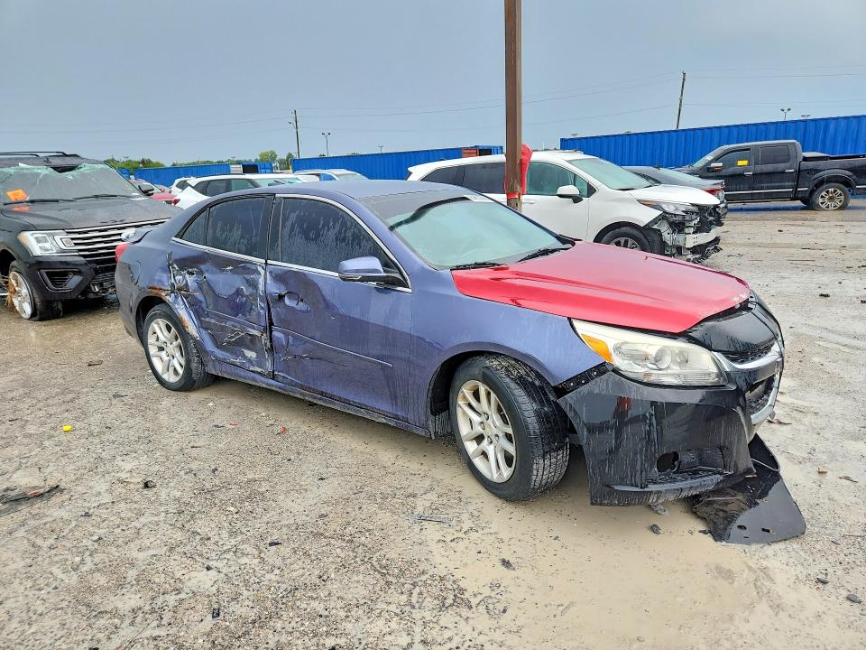 Photo 4 from auction – 2015 CHEVROLET MALIBU with VIN 1G11C5SL2FF292412