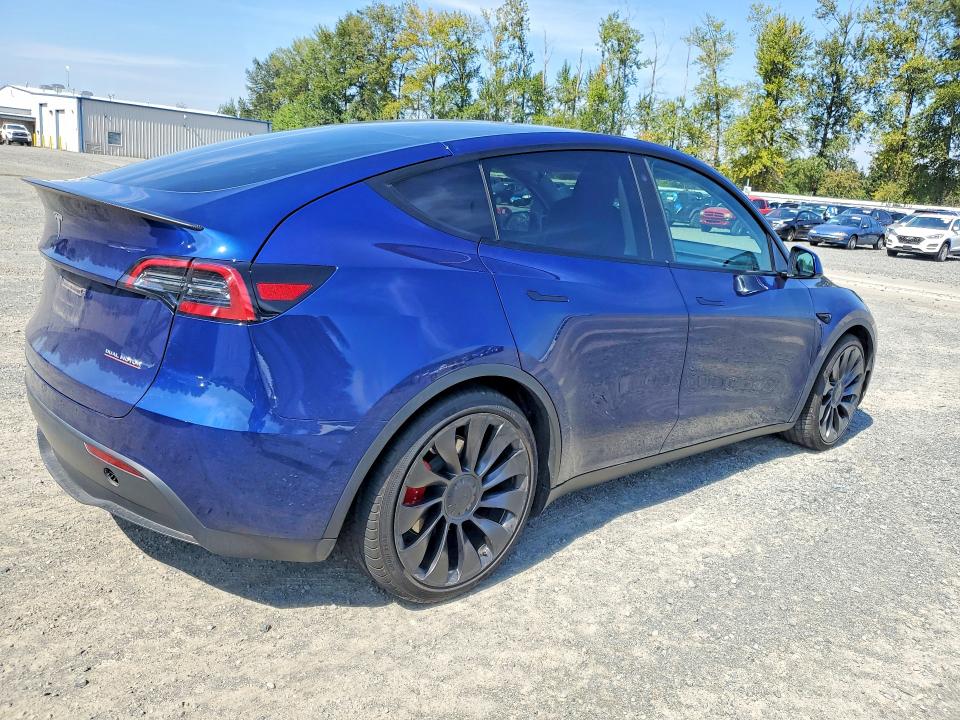 Photo 3 from auction – 2023 TESLA MODEL Y with VIN 7SAYGDEF2PF646707