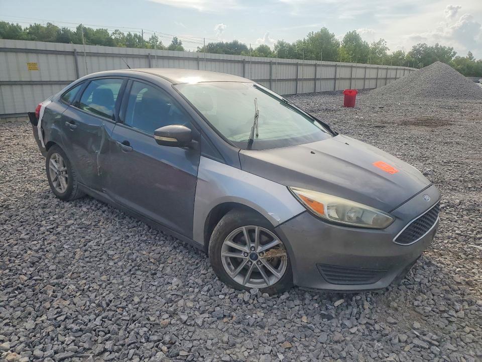 Снимка 4 от търг – 2015 FORD FOCUS с VIN 1FADP3F22FL239604