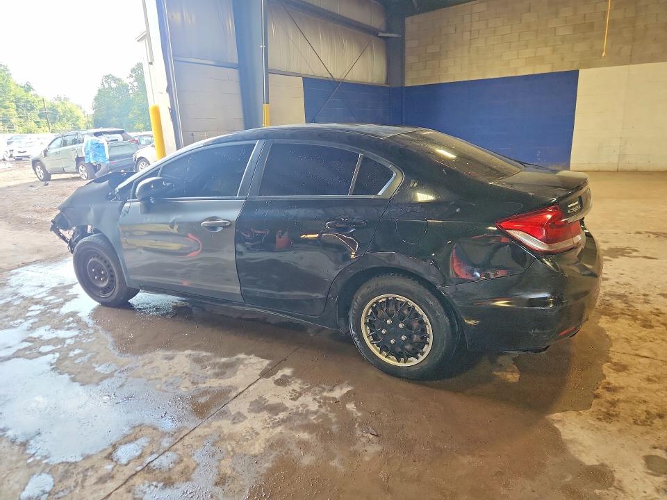 Zdjęcie 2 z aukcji – 2013 HONDA CIVIC z VIN 19XFB2F57DE270858