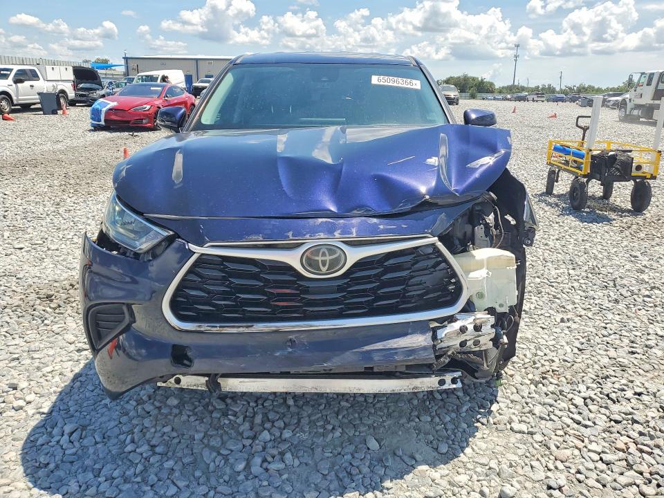 Photo 5 from auction – 2020 TOYOTA HIGHLANDER with VIN 5TDCZRAH0LS030659
