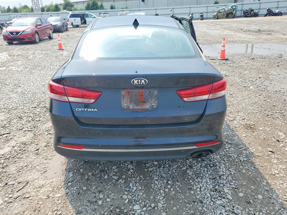 Photo 6 from auction – 2018 KIA OPTIMA with VIN 5XXGT4L33JG265496