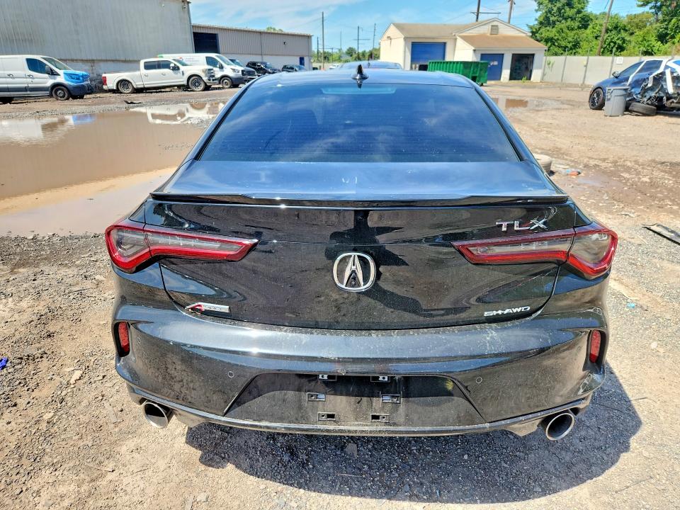 Photo 6 from auction – 2025 ACURA TLX with VIN 19UUB6F56SA004506