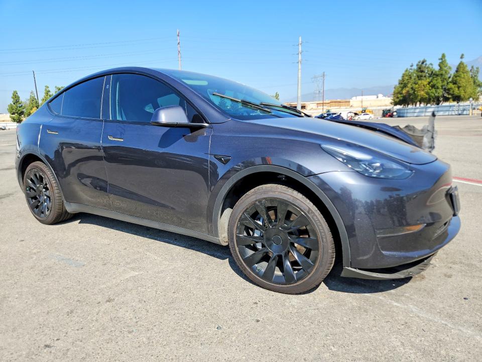 صورة رقم 4 من المزاد - 2025 TESLA MODEL Y مع VIN 7SAYGDED3SF276598
