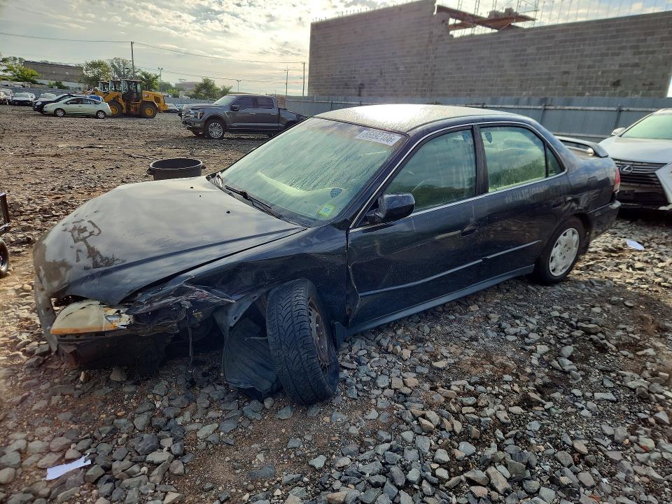 HONDA ACCORD 2001 с VIN 1HGCG66511A044052 - Снимка от търг