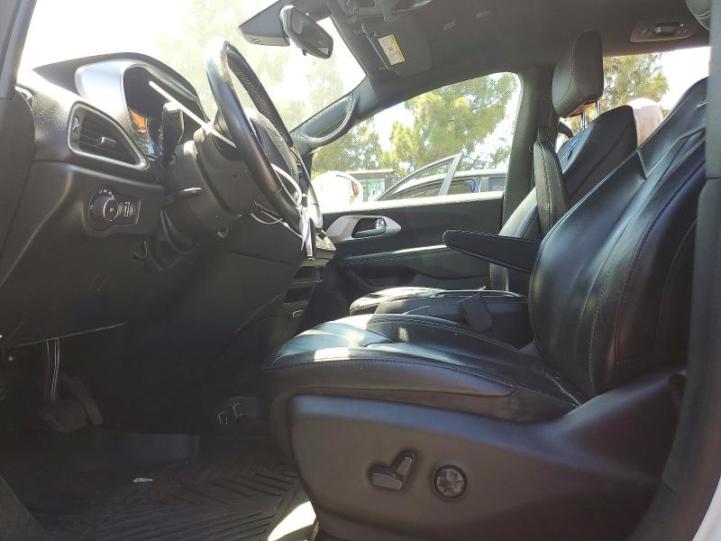 Photo 7 from auction – 2018 CHRYSLER PACIFICA with VIN 2C4RC1BG0JR228392