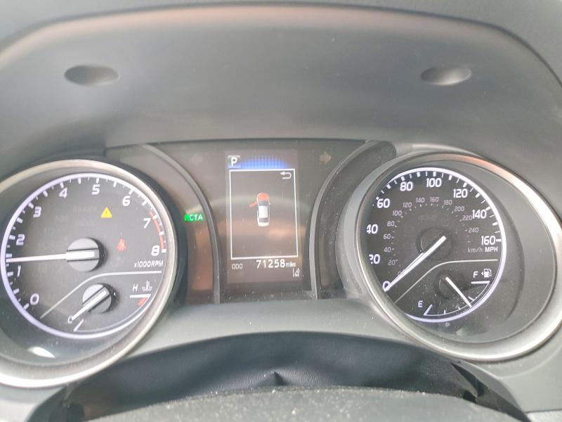 Photo 9 from auction – 2022 TOYOTA CAMRY with VIN 4T1T11AK2NU647964