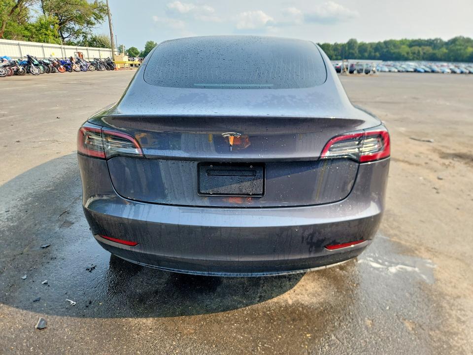 Photo 6 from auction – 2019 TESLA MODEL 3 with VIN 5YJ3E1EA6KF400185