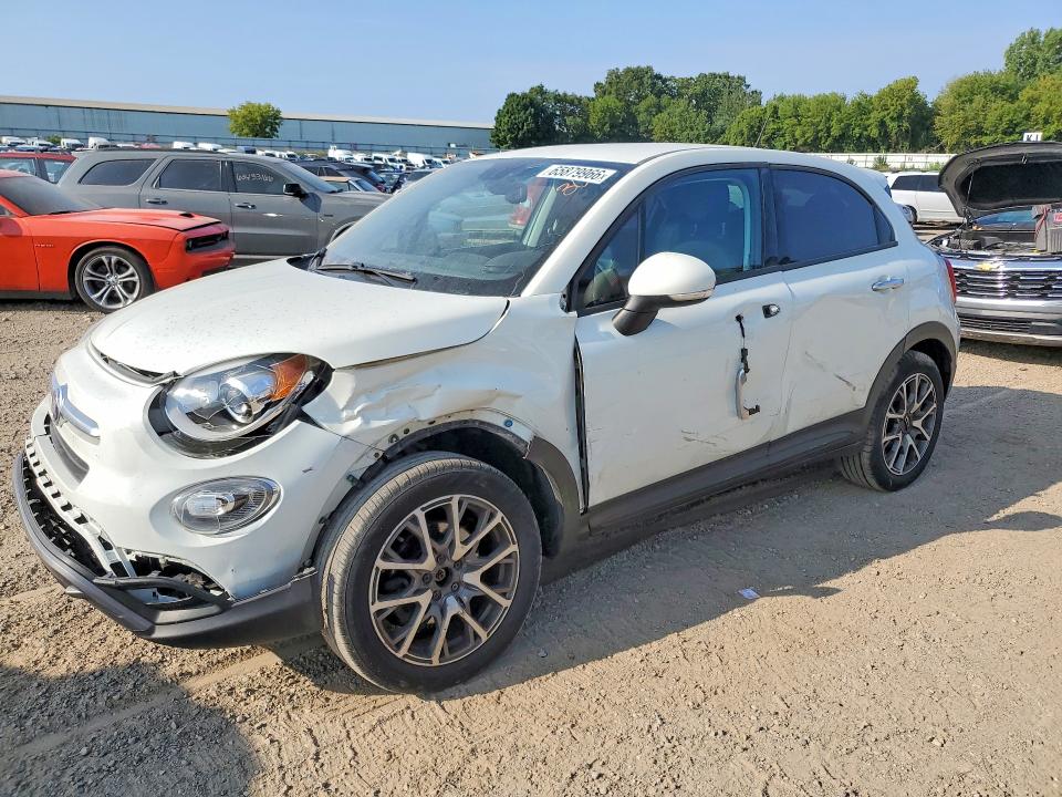 Photo 1 from auction – 2016 FIAT 500X with VIN ZFBCFYET0GP343621