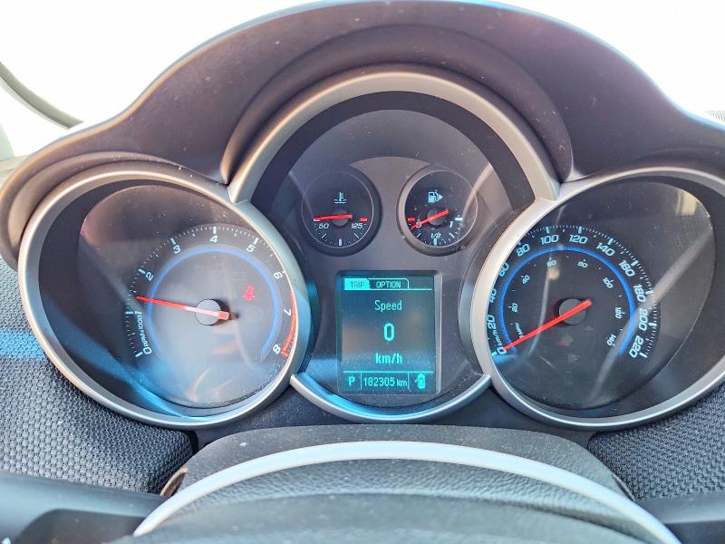 Photo 9 from auction – 2014 CHEVROLET CRUZE with VIN 1G1PE5SB4E7301129