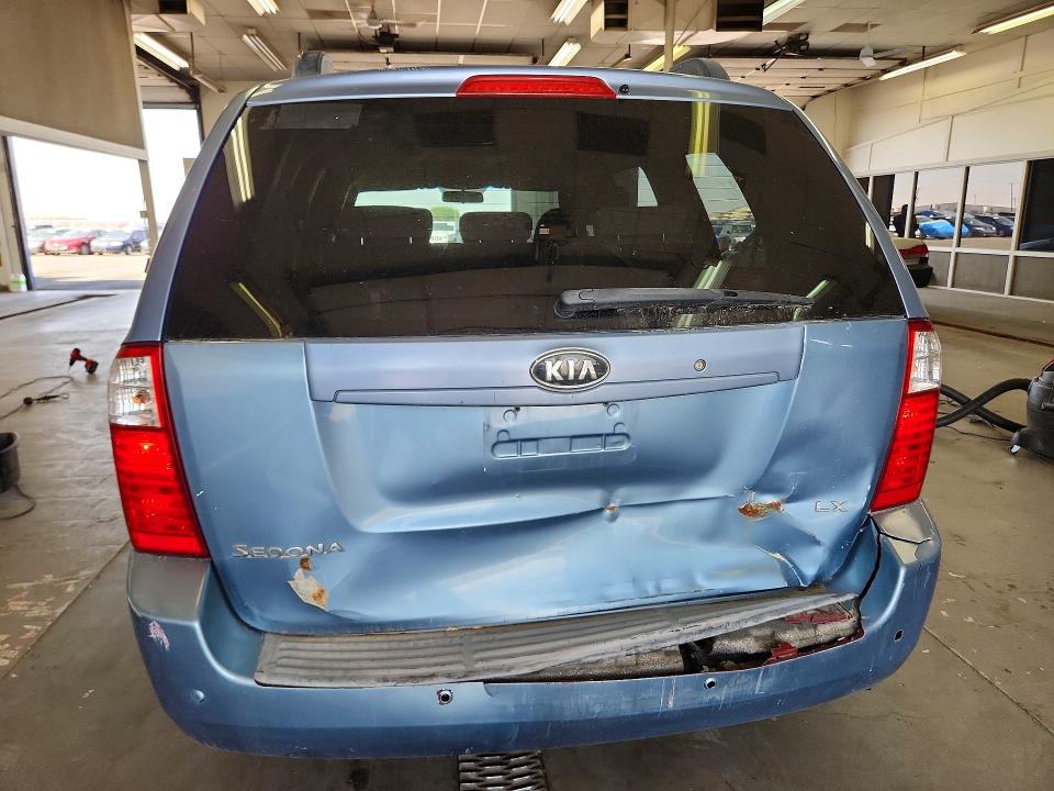 Photo 6 from auction – 2008 KIA SEDONA with VIN KNDMB233886219066