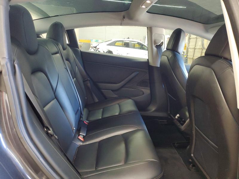 صورة رقم 10 من المزاد - 2018 TESLA MODEL 3 مع VIN 5YJ3E1EA3JF033616