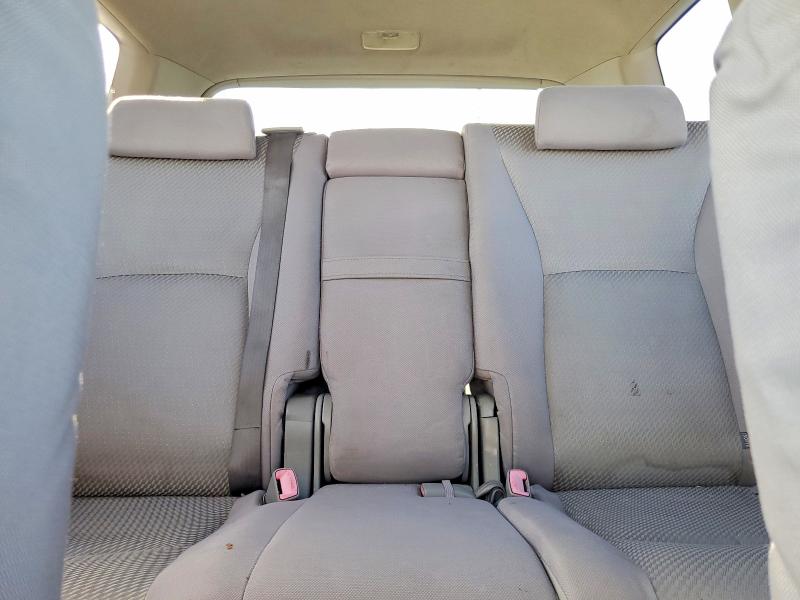 Photo 10 from auction – 2004 TOYOTA HIGHLANDER with VIN JTEGP21A140016075