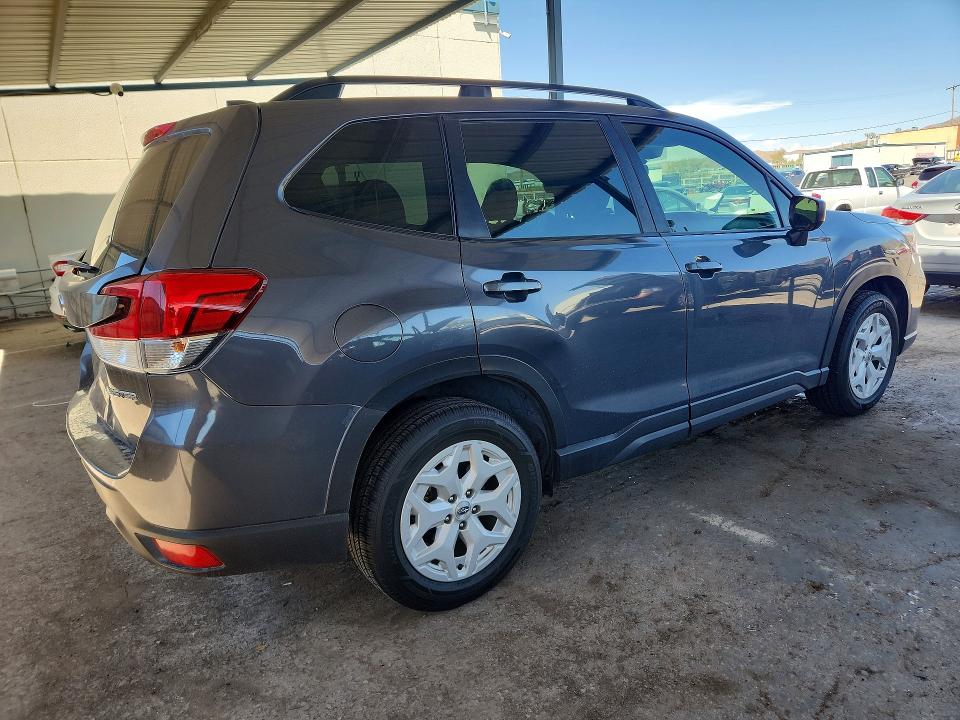 Foto 3 de la subasta – 2021 SUBARU FORESTER con VIN JF2SKADC3MH550024