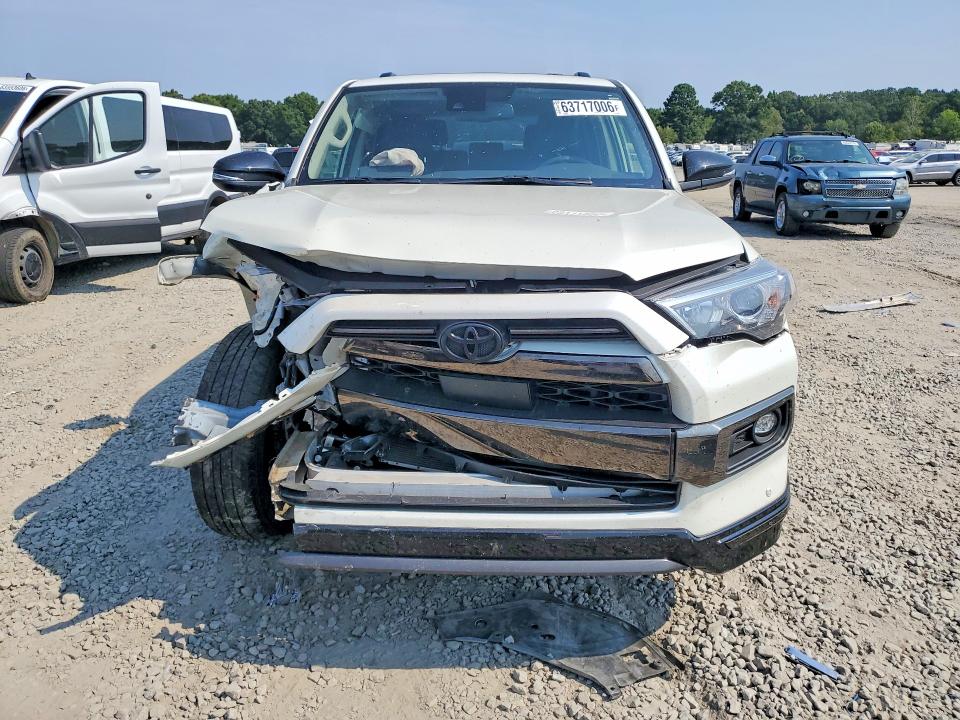 Photo 5 from auction – 2021 TOYOTA 4RUNNER with VIN JTEJU5JR8M5950808