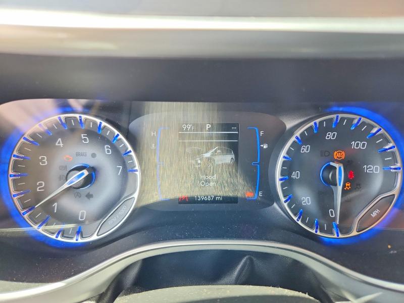 Photo 9 from auction – 2018 CHRYSLER PACIFICA with VIN 2C4RC1BG4JR228069