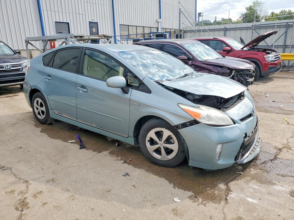 Photo 4 from auction – 2012 TOYOTA PRIUS with VIN JTDKN3DU2C5469381