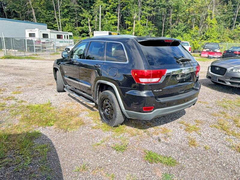 Photo 3 from auction – 2011 JEEP GRAND CHEROKEE with VIN 1J4RR4GG8BC647877