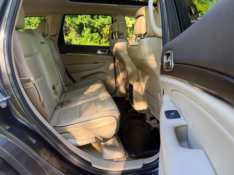 Photo 6 from auction – 2017 JEEP GRAND CHEROKEE with VIN 1C4RJFCG4HC663095