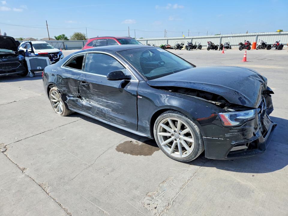 Снимка 4 от търг – 2016 AUDI A5 с VIN WAUD2AFRXGA030969