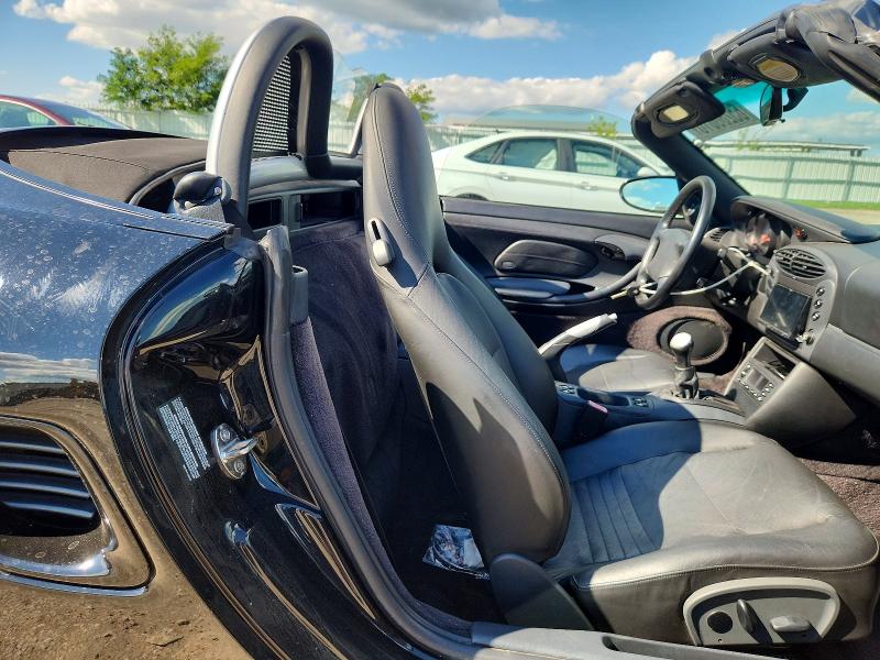 Photo 10 from auction – 1999 PORSCHE BOXSTER with VIN WP0CA2981XU632006