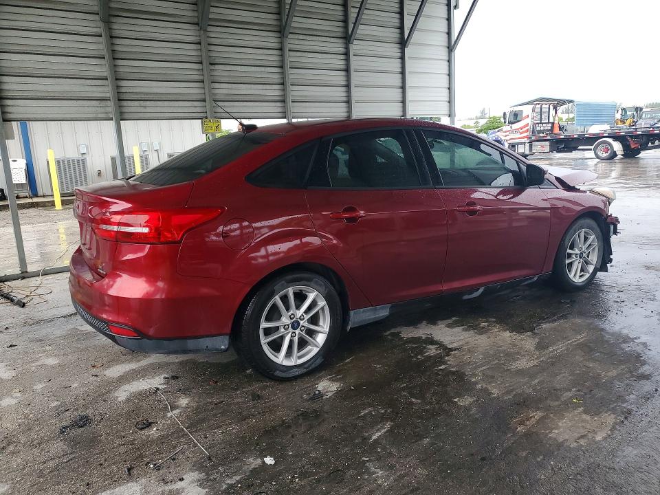 Photo 3 from auction – 2016 FORD FOCUS with VIN 1FADP3F29GL236877