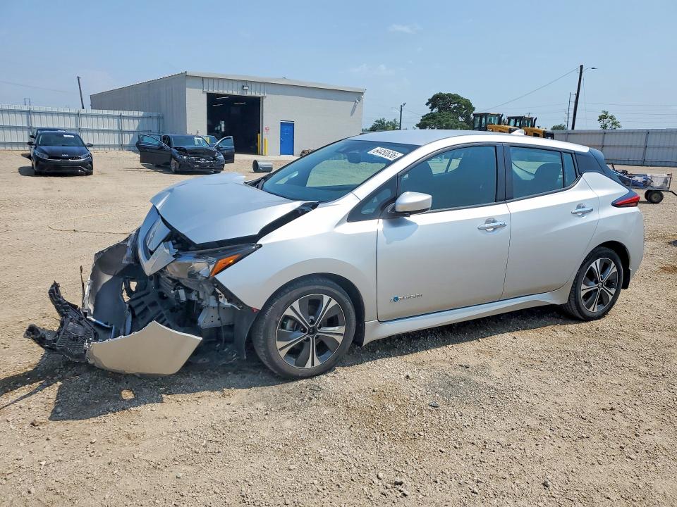 NISSAN LEAF 2018 with VIN 1N4AZ1CP2JC306535 - Photo from auction