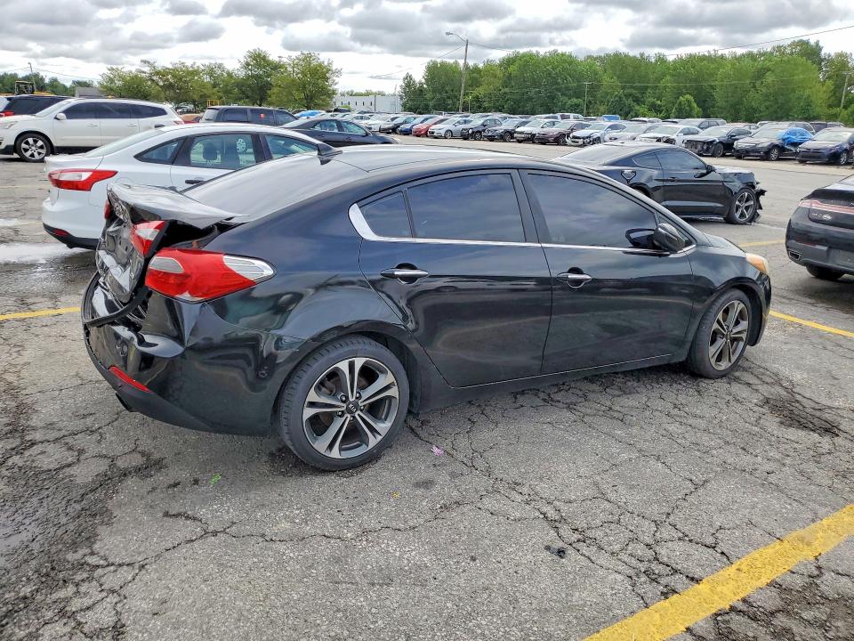 Photo 3 from auction – 2015 KIA FORTE with VIN KNAFZ4A86F5342413