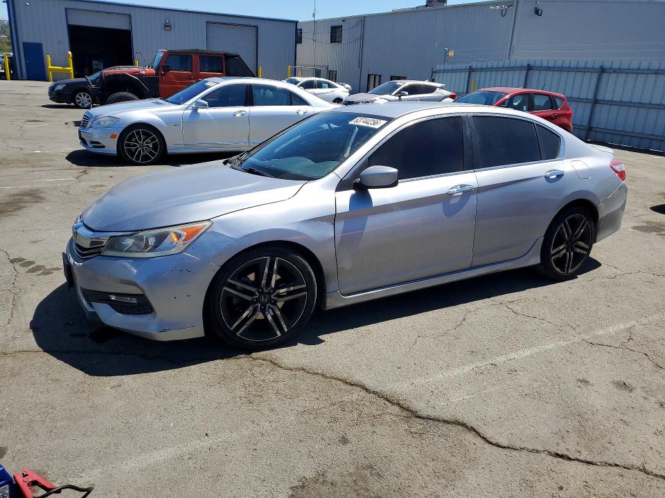 Photo 1 from auction – 2016 HONDA ACCORD with VIN 1HGCR2F57GA204737