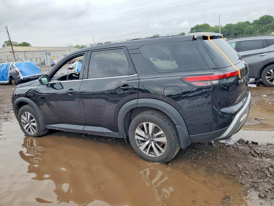 Photo 2 from auction – 2022 NISSAN PATHFINDER with VIN 5N1DR3CC5NC225904