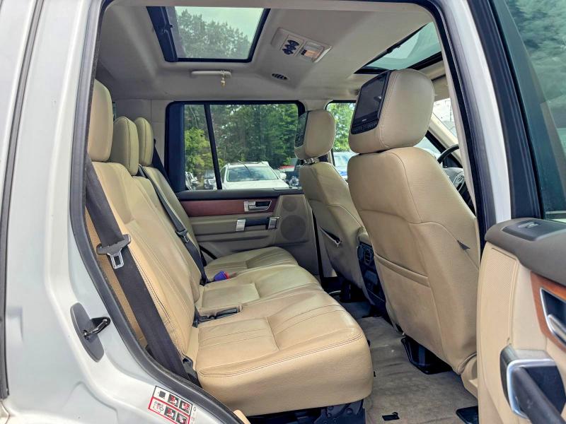 Photo 9 from auction – 2016 LAND ROVER LR4 with VIN SALAG2V64GA788447