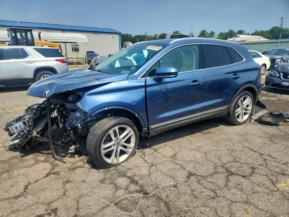 LINCOLN MKC 2018 with VIN 5LMCJ3D99JUL30162 - Photo from auction