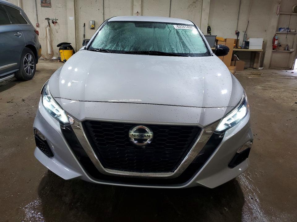 Photo 5 from auction – 2019 NISSAN ALTIMA with VIN 1N4BL4CV0KN323670