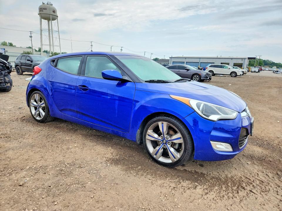 Photo 4 from auction – 2013 HYUNDAI VELOSTER with VIN KMHTC6AD4DU094015