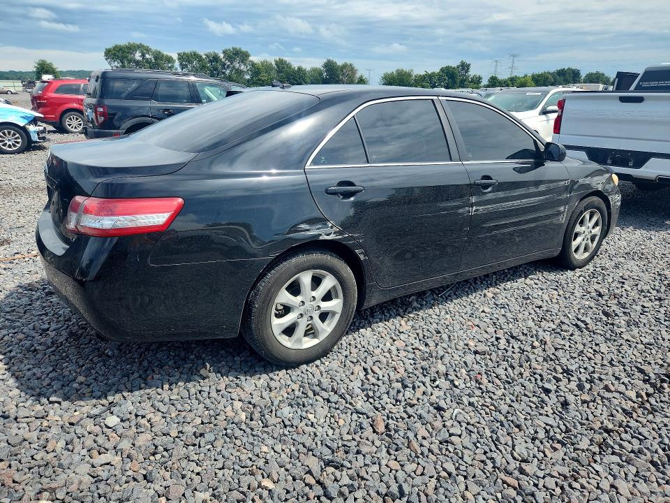 Photo 3 from auction – 2011 TOYOTA CAMRY with VIN 4T4BF3EK2BR091014