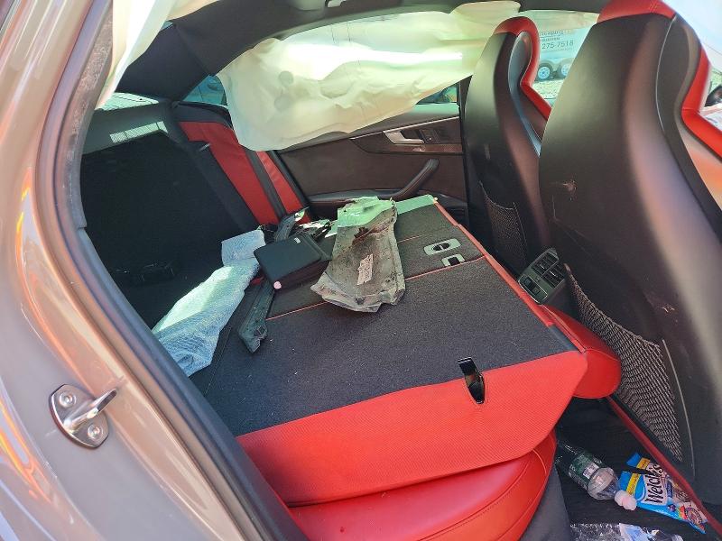 Photo 10 from auction – 2019 AUDI S4 with VIN WAUB4AF41KA027070