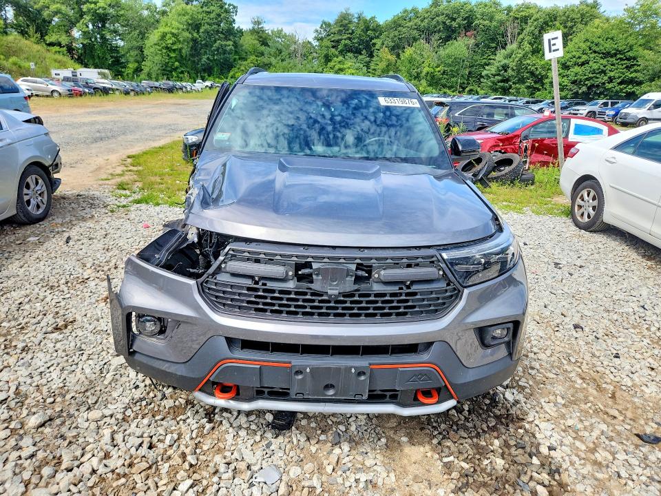 Photo 5 from auction – 2022 FORD EXPLORER with VIN 1FMSK8JH3NGC21219