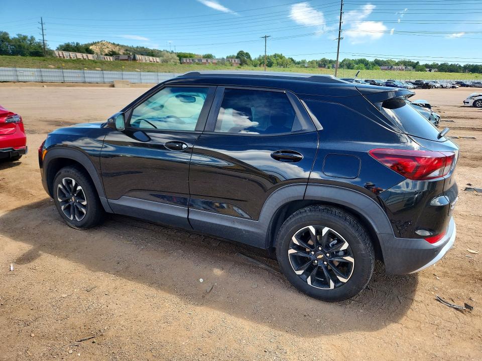 Photo 2 from auction – 2021 CHEVROLET TRAILBLAZER with VIN KL79MRSL3MB123600