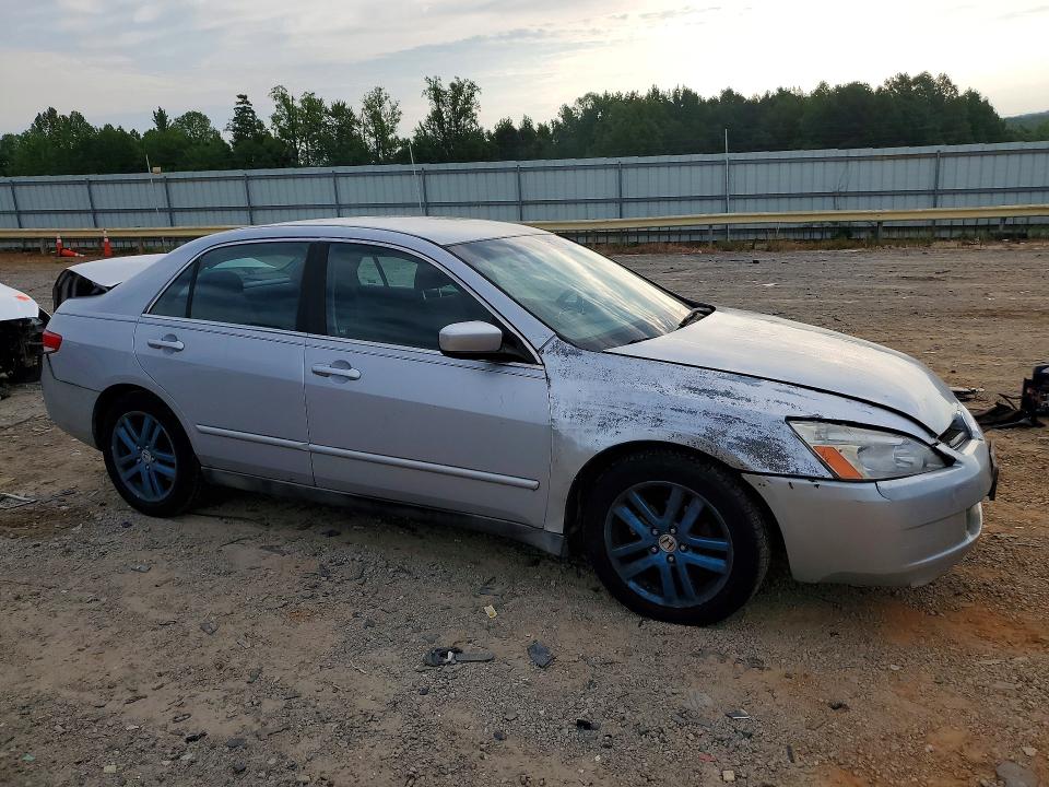 Photo 4 from auction – 2004 HONDA ACCORD with VIN 1HGCM563X4A068503