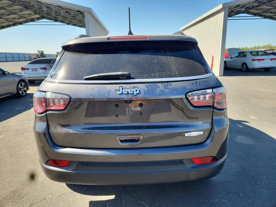 Photo 6 from auction – 2022 JEEP COMPASS with VIN 3C4NJCBB7NT106703
