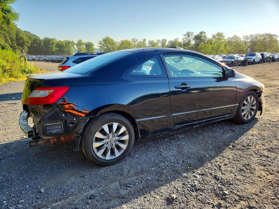 Photo 3 from auction – 2010 HONDA CIVIC with VIN 2HGFG1B85AH506971
