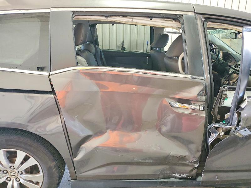 Photo 11 from auction – 2016 HONDA ODYSSEY with VIN 5FNRL5H62GB020668
