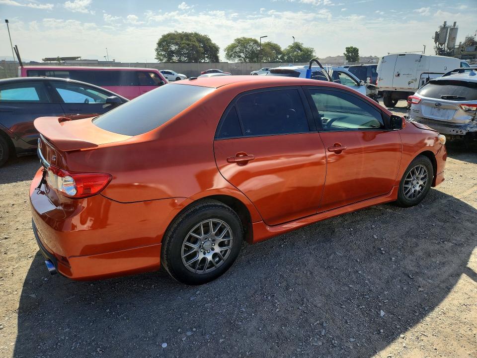 Photo 3 from auction – 2013 TOYOTA COROLLA with VIN 2T1BU4EE8DC085335